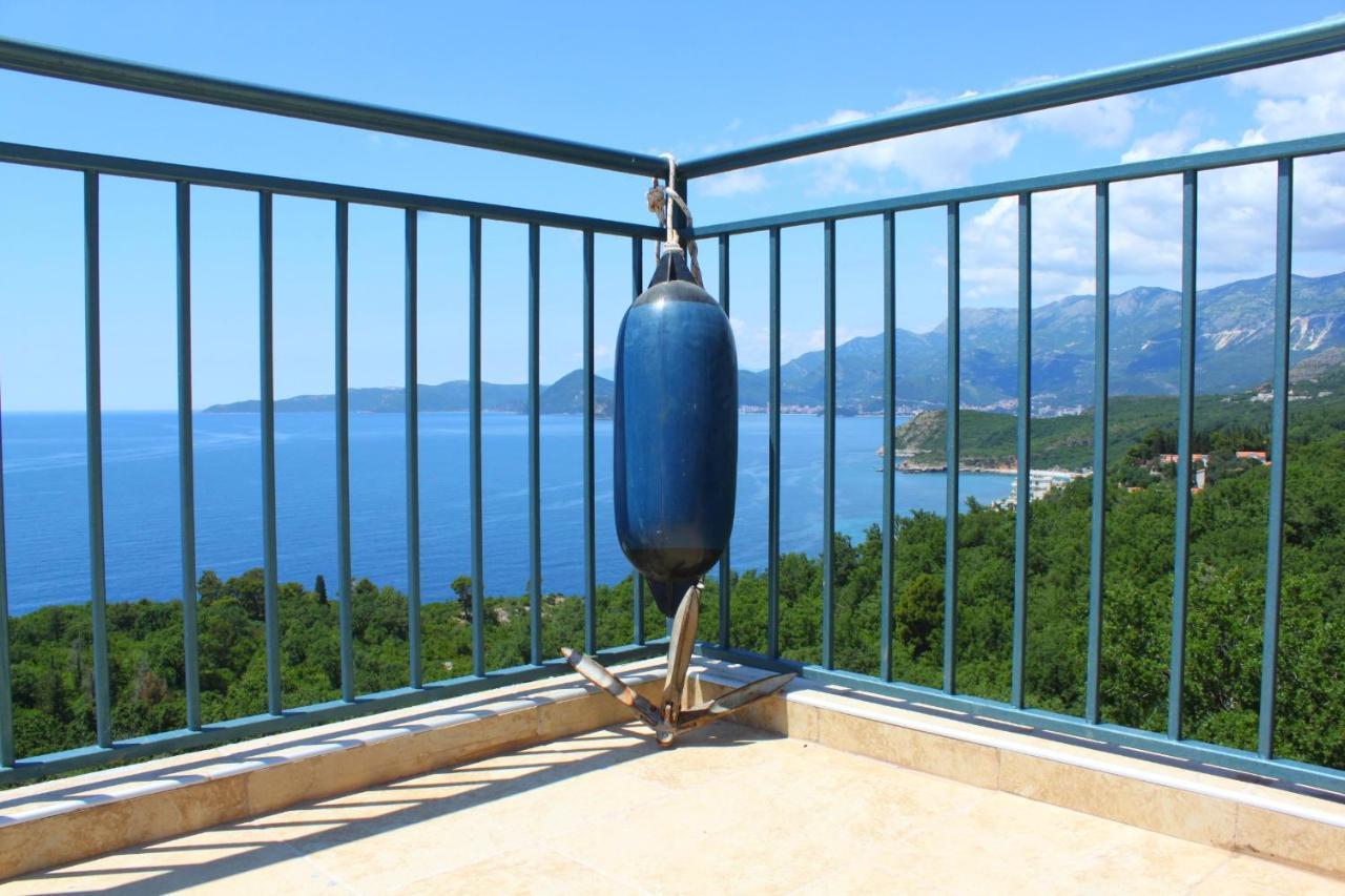 Blue Mediterranean Apartments Свети-Стефан Экстерьер фото