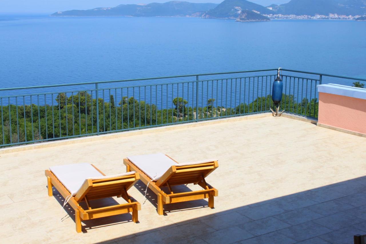 Blue Mediterranean Apartments Свети-Стефан Экстерьер фото