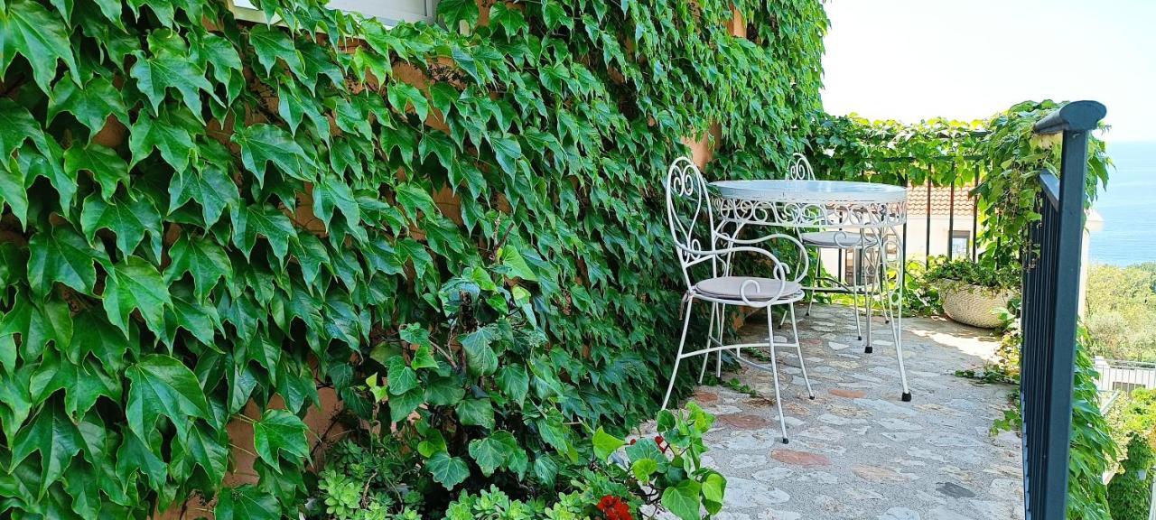 Blue Mediterranean Apartments Свети-Стефан Экстерьер фото