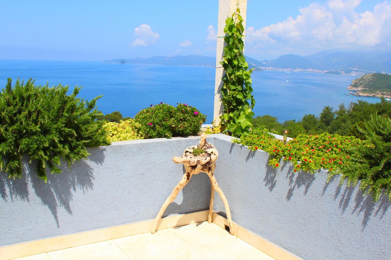 Blue Mediterranean Apartments Свети-Стефан Экстерьер фото