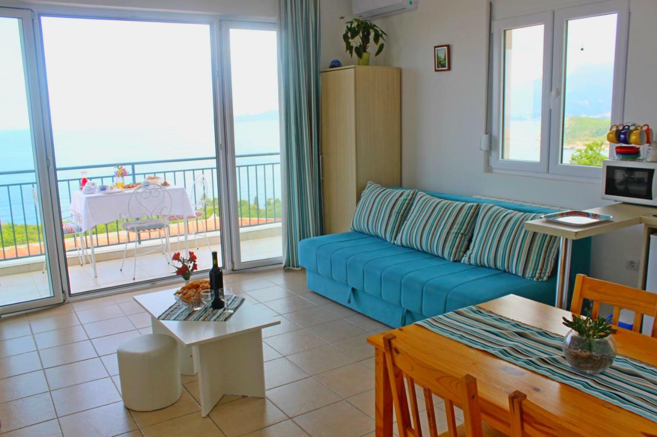 Blue Mediterranean Apartments Свети-Стефан Экстерьер фото
